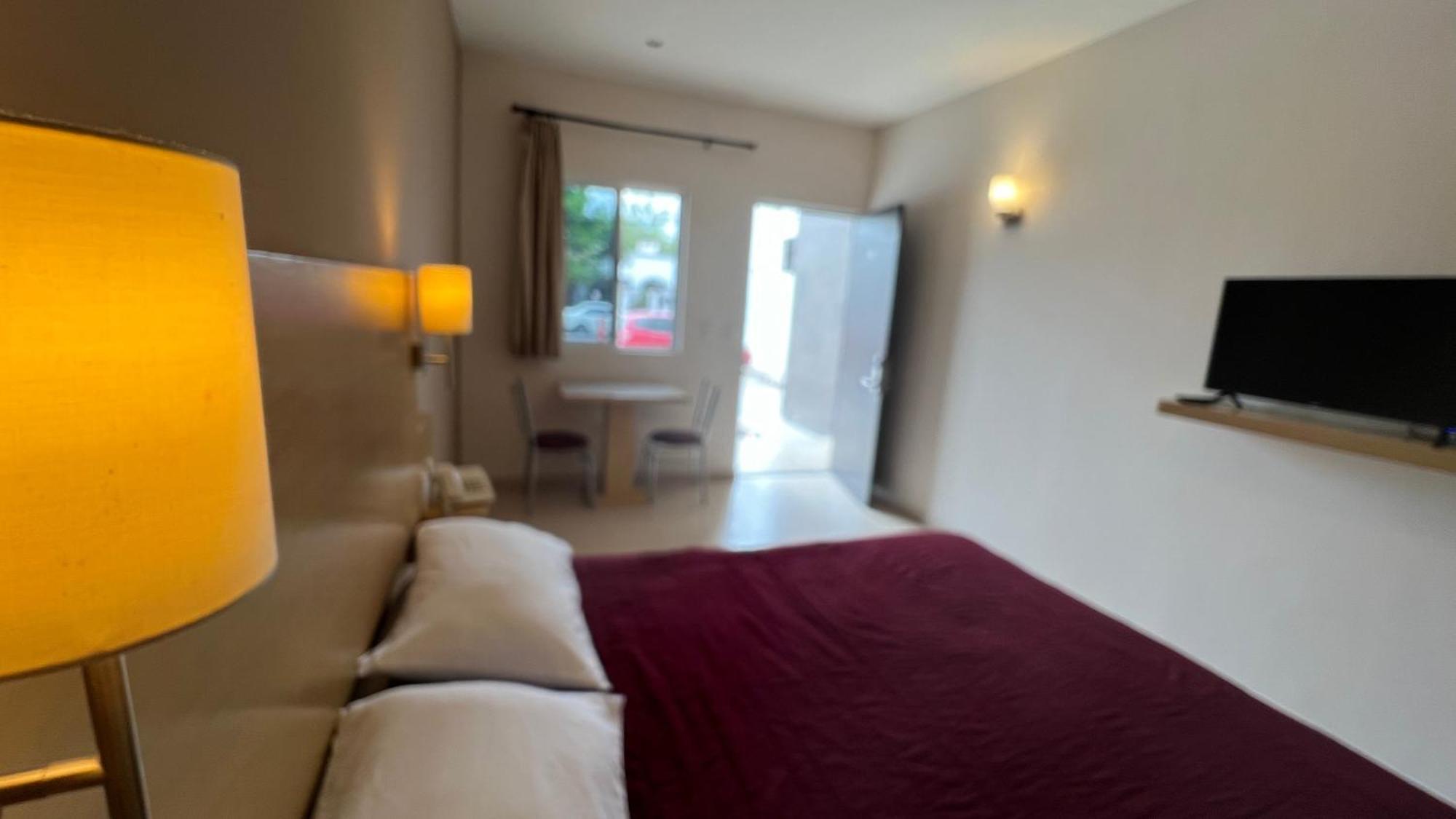 Nova Hotel Cadereyta Jiménez 外观 照片