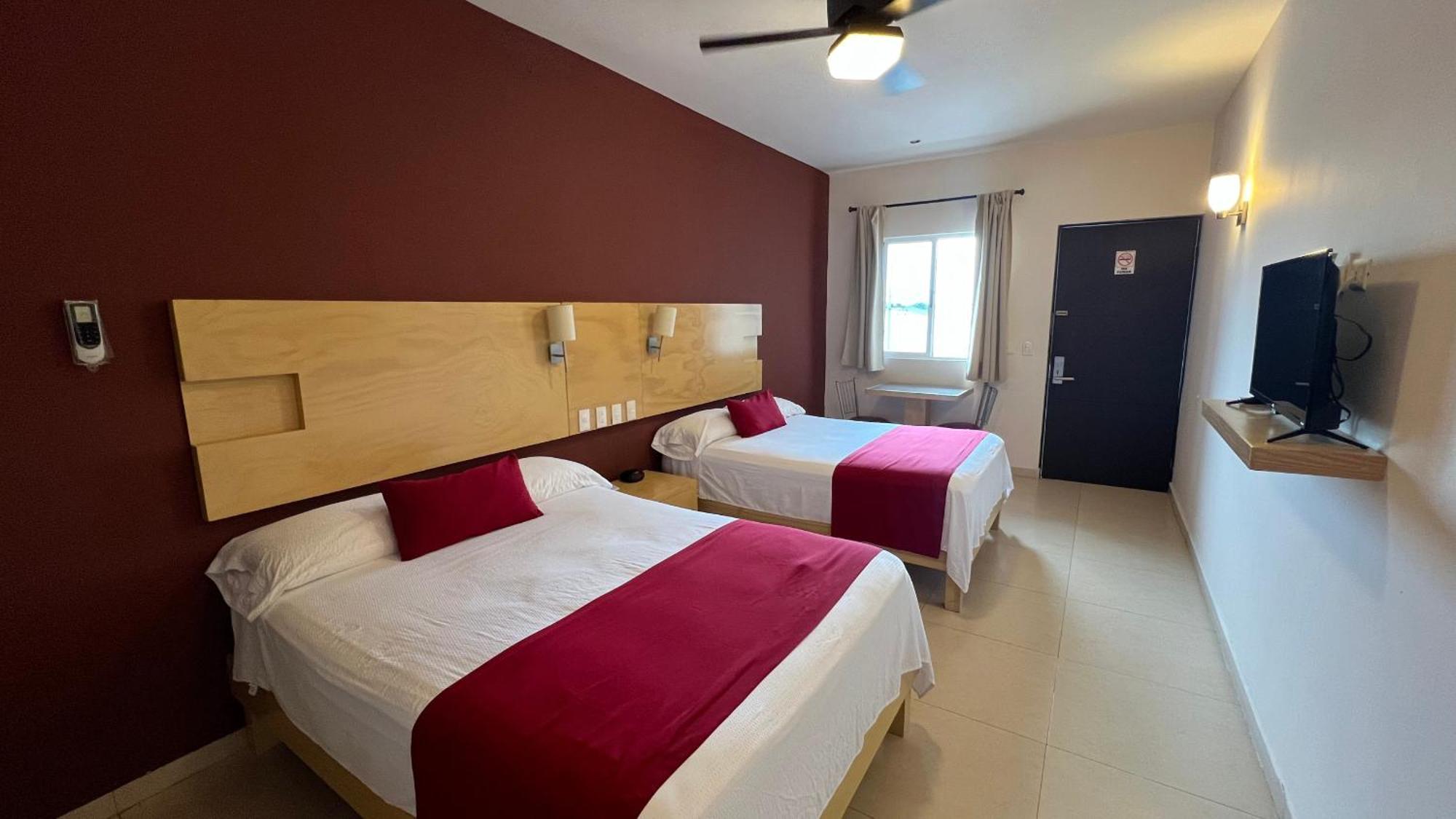 Nova Hotel Cadereyta Jiménez 外观 照片